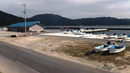 再建した養殖作業小屋